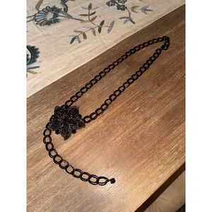 Black Chain Belt with Flower Embellishment‎ Fashion Waist Jewelry Accessory